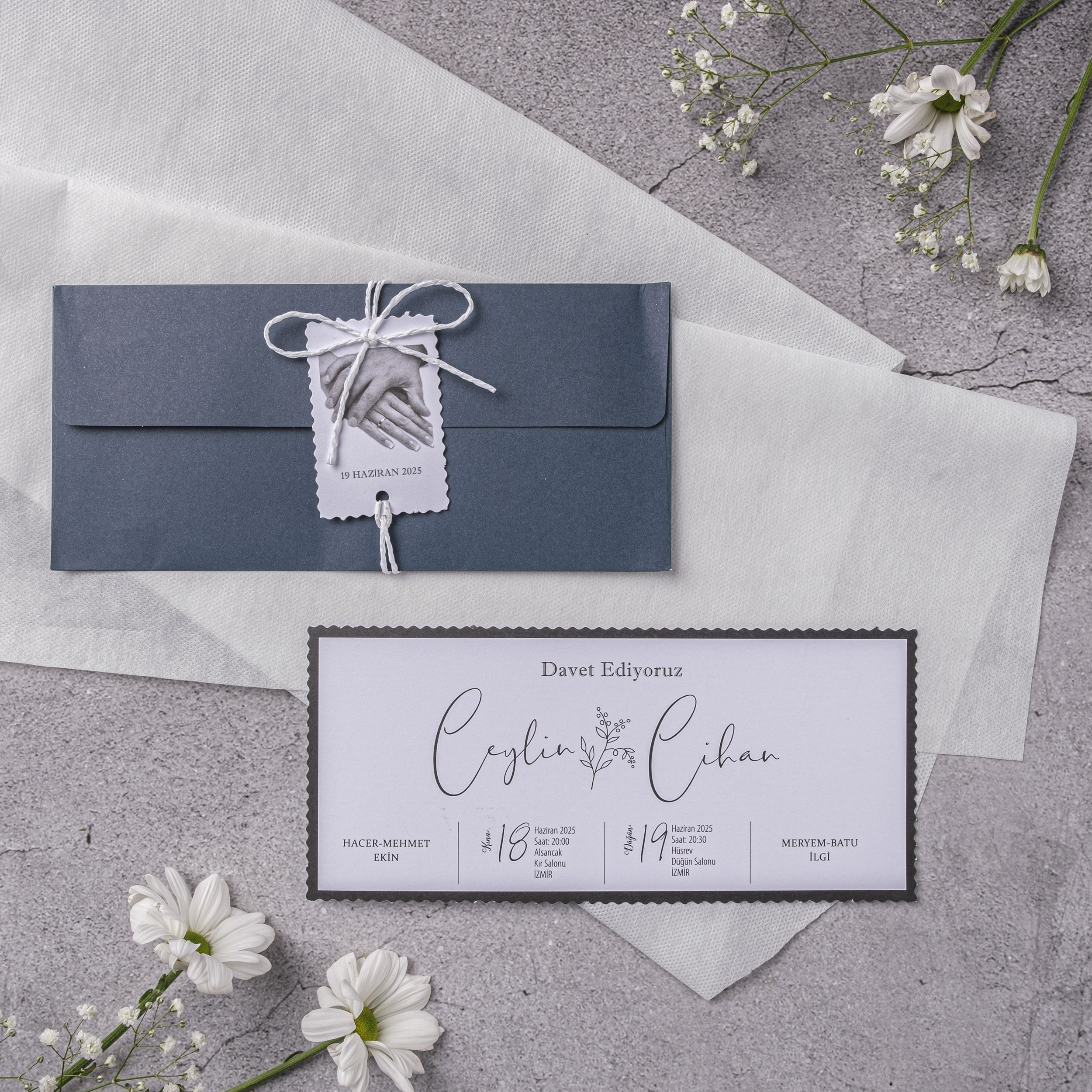 Teal Ribbon Tag Scalloped Wedding Invitation