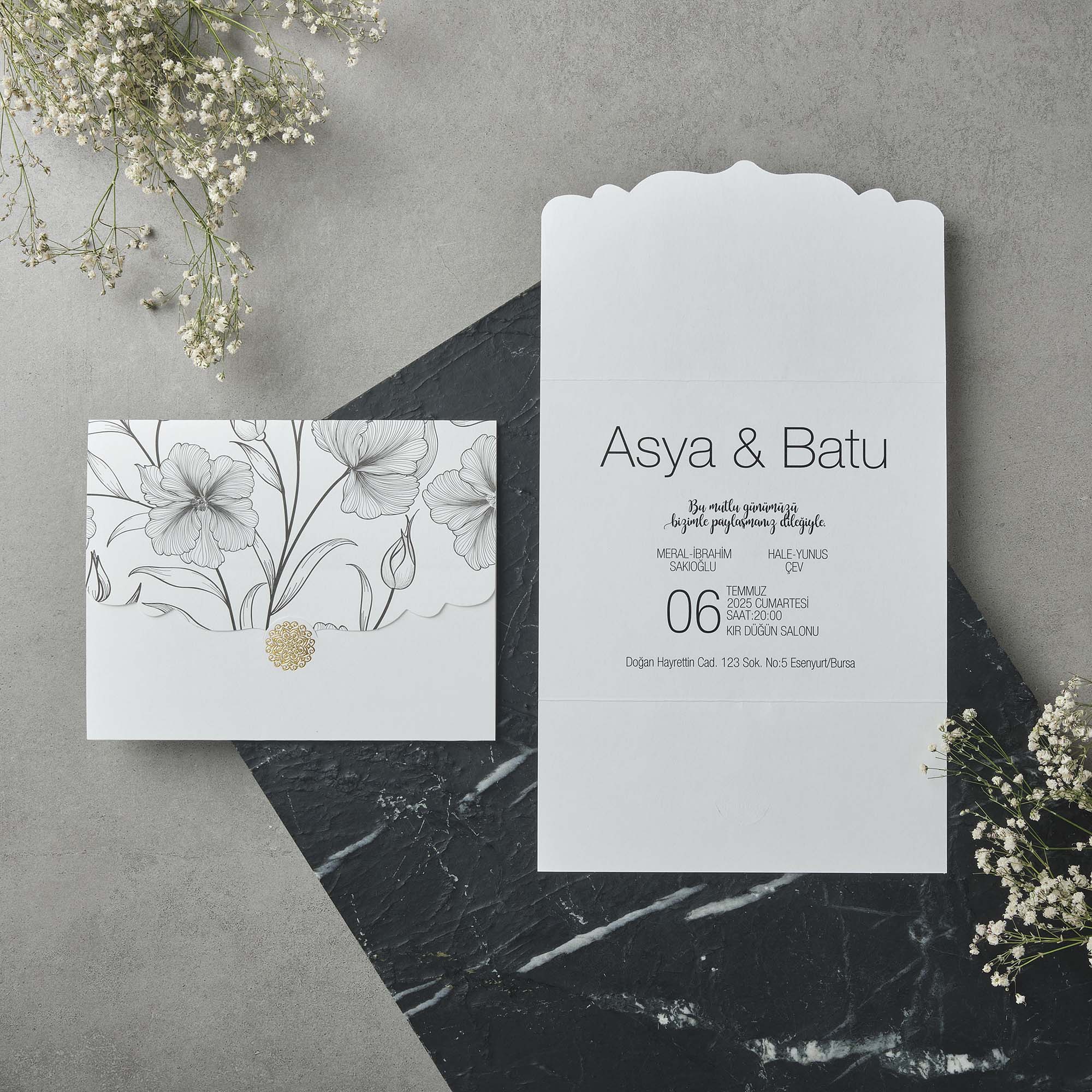 Scalloped Edge Wedding Invitation with Botanical Line Art
